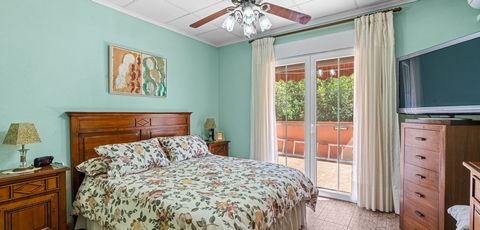 Villa en venta en Santa Pola