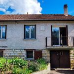 Joli maison sur sous sol avec grand terrain arboré à proximité de Guérigny