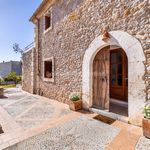 Detached village house with private pool for sale in Búger, Mallorca