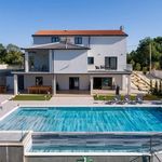 Elegant Modern Home -Tinjan, Istria