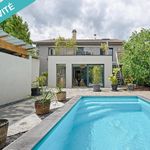 Belle maison contemporaine avec piscine dans le jolie village de Feves