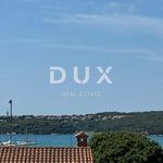 ISTRIA, MEDULIN - Apartment with sea view and covered parking space!