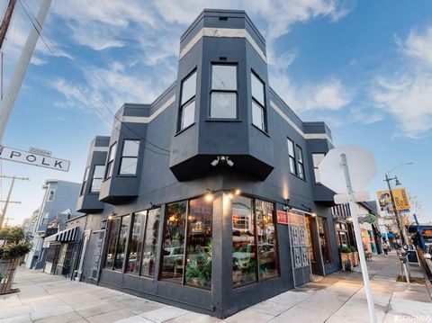 Rare opportunity to own three merged lots at the intersection of Polk and Vallejo Street in the most sort after location of Russian Hill. one of the lots includes The Royal oak Bar. It is a unique slice of San Francisco history and includes a full li...