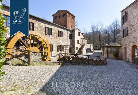 A few kilometres from the Abbey of San Galgano there is this marvelous agritourism resort with a mill up for sale. This elegant estate emanates beauty but is at the same time also extremely functional. Moreover, this prestigious estate has been used ...