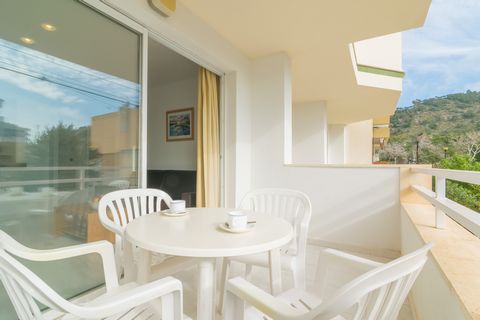 Coquettish apartment for 4 - 5 guests with a simple terrace. It's located just 250 meters from the beach of Canyamel, in Capdepera. The cozy terrace in the apartment is perfect for enjoying a nice breakfast before starting the activities of your holi...