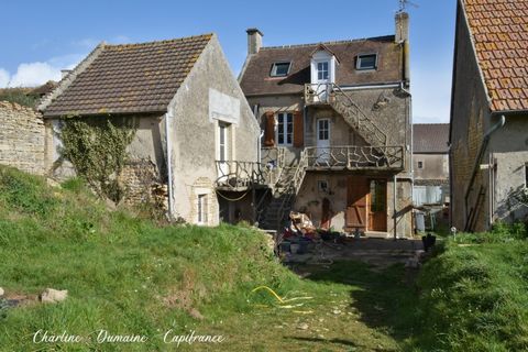 Dpt Calvados (14), à vendre GRAYE SUR MER Maison avec dépendance terrain de 1130m²