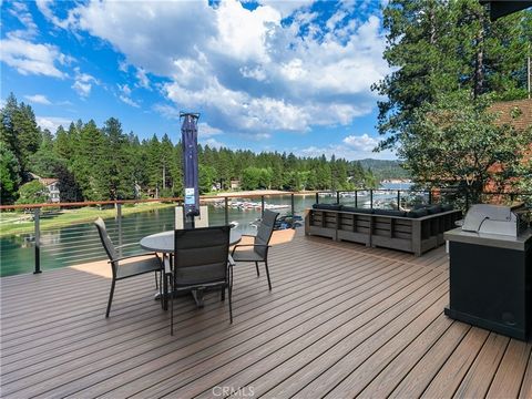 Discover the pinnacle of lakeside living! Introducing a newly-built residence in the exclusive Meadow Bay gated community, boasting lakefront views and unparalleled amenities. Step into opulence with a level entry leading to a spacious living area ad...