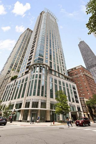 This stunning unit offers luxury living at its finest, just steps from Magnificent Mile, fine dining, grocery stores, retail shops, and the Chicago lakefront. In this boutique building in the heart of the Gold Coast, every floor is home to one reside...
