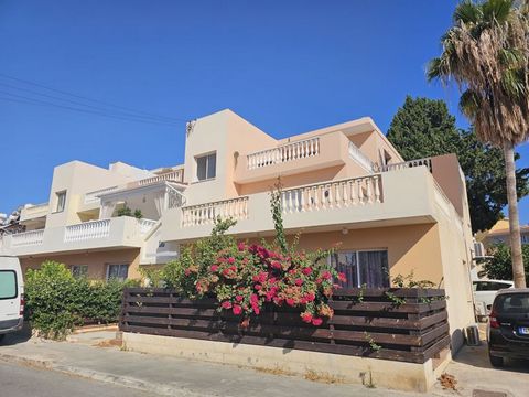 Two Bedroom Top Floor Apartment For Sale in Universal, Paphos with Title Deeds Unlock the potential of your investment portfolio with this exceptional two bedroom apartment strategically located in the bustling heart of Paphos. The stylish interiors ...