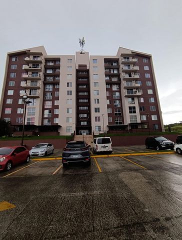 Découvrez cet appartement confortable à Villa Zaita, plus précisément dans la communauté tranquille de Praderas del Rocío. Avec 3 chambres et 1 salle de bain, cette propriété est idéale pour ceux qui recherchent le confort et l’accessibilité.   L’app...