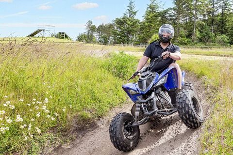 Wohnen Sie in naturschöner Umgebung mit direktem Zugang zu einer Vielzahl Aktivitäten: Unter anderem Schwimmbad, Minigolf, Tennis und Motocross. Sehen Sie das Video auf YouTube. Danland Ferienwohnungen in Vigsø Der Vigsø Ferienpark liegt inmitten sch...