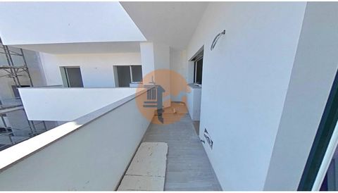 Excellent T2 Apartment with a Total Area of 103m² in Almancil Discover this modern T2 apartment with a total area of 103m², currently under construction in the heart of Almancil. Combining elegance and functionality, this property is perfect for thos...