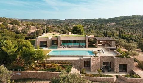 La Maison GADAIT vi offre l'eccezionale opportunità di diventare proprietari di una sontuosa villa situata a Thini, una zona prestigiosa rinomata per le sue proprietà di alto livello e la vicinanza al mare. Questa villa di lusso vanta 465 m² di spazi...