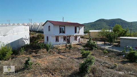 Alanya Casa indipendente e 2 acri di terreno in vendita - Scambio di auto di lusso Accade ** Ad Alanya, 2 acri di terreno sono in vendita con la nostra grande e utile casa indipendente con una magnifica vista. Le nostre proprietà possono essere scamb...