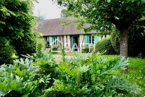 Maison de plain pied d'environ 90m2 située dans un village à 5 minutes de la Bonneville Sur Ton. Cette maison propose un espace de vie confortable avec 2 chambres, un salon/séjour lumineux, une cuisine fonctionnelle, une salle d'eau, une salle de bai...