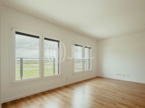 2-bedroom apartment, 96 sqm (gross floor area), in the Jardins da Lezíria development, in Coruche. The residential project Jardins da Lezíria is being developed on the banks of the Sorraia, the largest Portuguese tributary of the River Tagus, and it ...