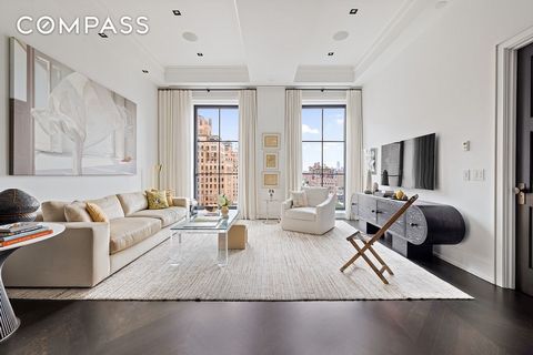 Disfrute de impresionantes vistas al sur, techos de 14 pies, así como las exquisitas ventanas del piso al techo de esta hermosa casa en el edificio deco más notable de Chelsea, Walker Tower. De acuerdo con el edificio, 9C abraza los lujosos interiore...