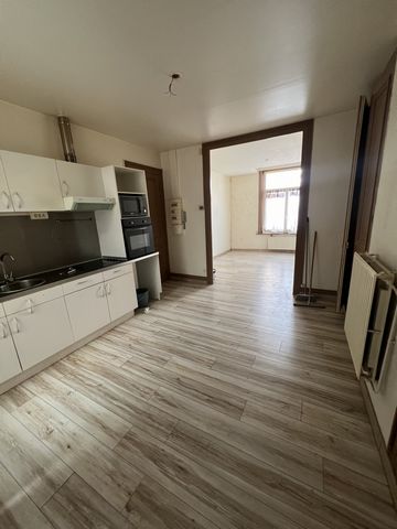 For sale in EXCLUSIVITY in your Act'immo agency, T2 type apartment on the ground floor. It is composed of a bright living room, an open fitted and equipped kitchen, a bedroom, a bathroom with toilet, a small veranda, a cellar and a courtyard. This ap...