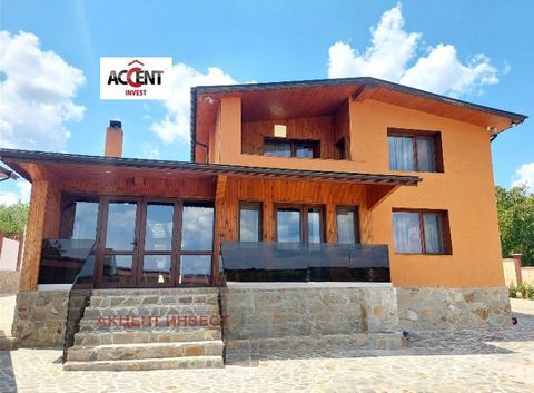 Accent Invest presents exclusively to your attention a wonderful newly built house in the village of Bliznatsi. The village is located 25 kilometers from the town of Varna. Varna and 4 of the vast beaches of Kamchia. The house is modern, but at the s...