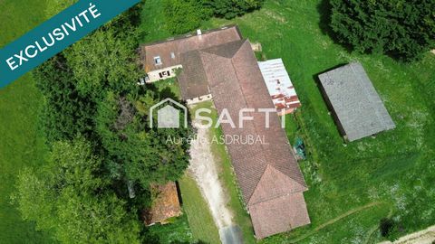 Corps de ferme, gîte et piscine Siorac en Périgord