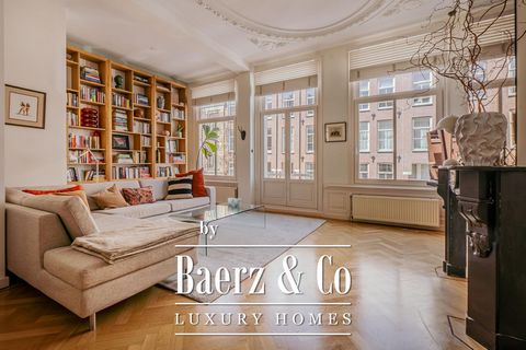 Tweede Jan van der Heijdenstraat 82-1, 1074 XX Amsterdam Zeer charmant, licht en open appartement (ca. 223 m²) verdeeld over drie woonlagen plus riant dakterras! Dit royale appartement is gelegen aan één van de meest prestigieuze straten van de Pijp ...