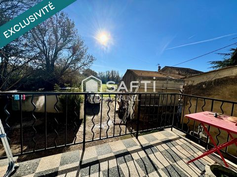 Maison mitoyenne avec terrain, terrasses et garage