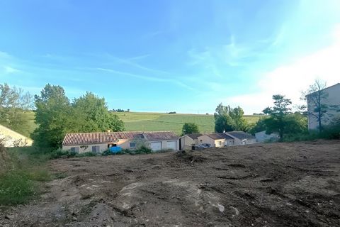 Terrain Viabilisé 1450m² à Cunac