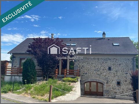 Venez découvrir ce bien atypique dans le village de Giat