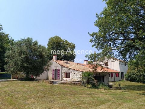 8 Pièces, 183 m2, 5 chambres, LA CHAPELLE HERMIER