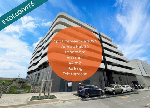 Superbe T2 NEUF avec Terrasse et Vue sur le Port et la Mer