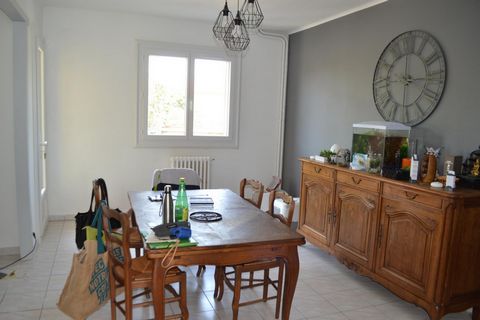 APPARTEMENT T3 A PROXIMITE DES COMMERCES