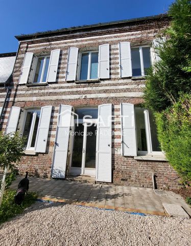 MAISON DE MAITRE AVEC 4 LOGEMENTS