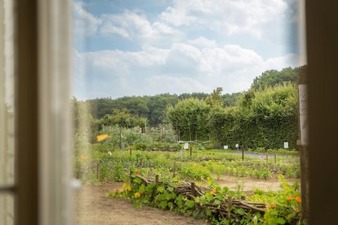 Enjoy Limburg's beauty. The holiday home is located in Rijkel aan de bos, near the lovely village of Beesel, voted the 