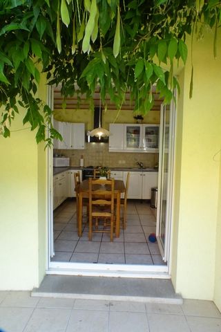 photo no. 1
