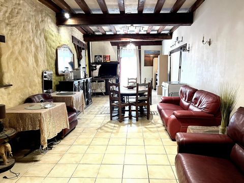 Maison 80m² avec local commercial attenant Hyper centre de Blaye