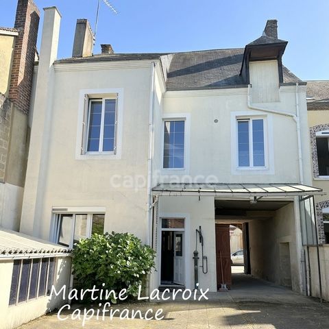 Dpt SARTHE (72), à vendre VIBRAYE - MAISON DE VILLE P5 de 140 m² - Terrain de 675 M²