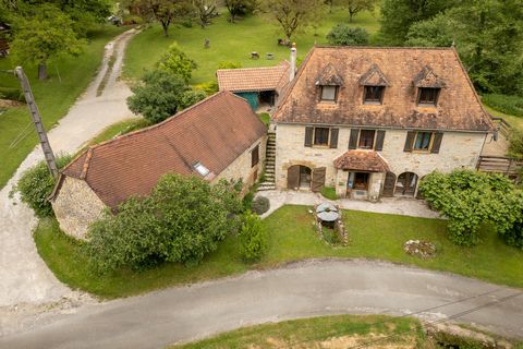 À vendre  Moulin à eau de charme du XVIe siècle en Corrèze, cadre exceptionnel et potentiel rare
