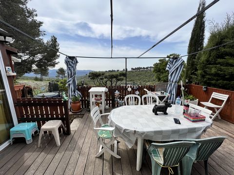 Mobil-home et chalet sur terrain de loisir au Castellet