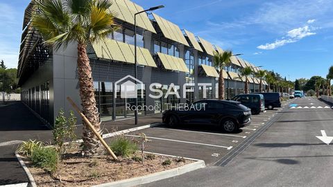 Bureau 38 m² | Emplacement stratégique sur la RN7