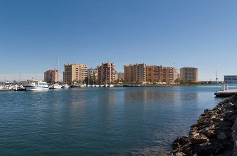 Brand new 2 bedroom 2 bathroom apartments in La Manga, Murcia These spacious apartments are located in La Manga, next to the marina and close to all kinds of services such as beach bars, cafes, bars, restaurants, pharmacy, supermarket, etc; all less ...