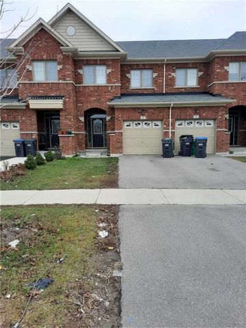 Location! Location! Location.. 3 Bedroom Townhouse With Spacious Rooms In A Nice Neighborhood. Easily Connect To Gta And Surrounding Cities With Quick Access To Hwy 427. Three Good Size Rooms With Laminate Throughout And Two Full Washrooms (No Carpet...
