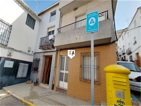 On the market for 63,000 euros. This 201m2 build Townhouse is situated in the whitewashed Spanish village of Valdepenas de Jaen in the heart of the Sierra Sur close to popular Castillo de Locubin in the province of Jaen in Andalucia, Spain. The decep...