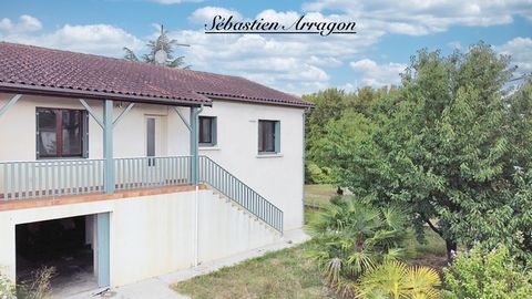 Dpt Lot et Garonne (47), à vendre PUJOLS maison P4