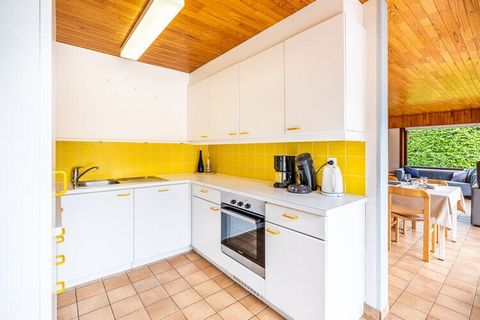 Stay in this spacious villa featuring comfortable bedrooms, a sunny terrace, and a large garden for relaxation. The holiday home is located in a quiet cul-de-sac in St-Idesbald. Ideal for people looking for a comfortable, quiet, and wonderful holiday...