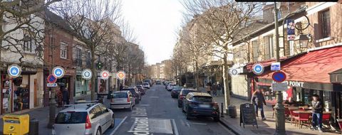 Dpt Hauts de Seine (92), à vendre SURESNES immeuble