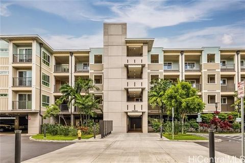 Welcome to your spacious oasis in the heart of Kailua! This expansive 3-bedroom, 2-full bath condo offers luxurious features and unbeatable convenience. Step inside to discover a spacious kitchen, that offers plenty of counter and cabinet space, alon...