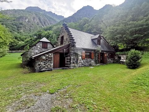 Magnificent 6-room house for sale Gavarnie-Gèdre mountain view with a magnificent plot of 17643 m². This 6-room house for sale in Gavarnie-Gèdre with a magnificent unobstructed mountain view is located in a quiet environment and not overlooked. It wi...