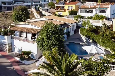 A delightful 4 bedroom, 3.5 bathroom, south facing, detached villa within 300 metres of the centre of Benalmadena Pueblo with panoramic sea and mountain views. The property has been a family home for the last ten years but is now on the market due to...