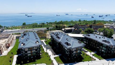 Istanbul a une grande histoire, et l’un de ses plus anciens quartiers est Zeytinburnu qui est situé à la pointe européenne de la ville le long des rives de la mer de Marmara. Les murs de la vieille ville subsistent encore, et les tours du château de ...