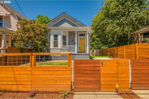 OPEN HOUSE: Sun 2-4 PM. Experience the charm of this beautiful Victorian-style home, blending classic Old Portland craftsmanship with modern comforts. Step inside to find elegant hardwood floors and plenty of natural light, creating a cozy and welcom...